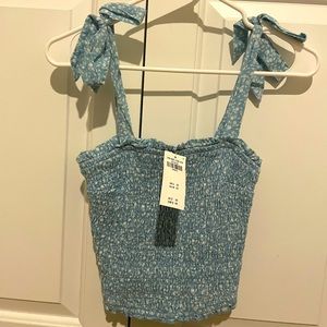 Never been worn and I don’t like it on myself.